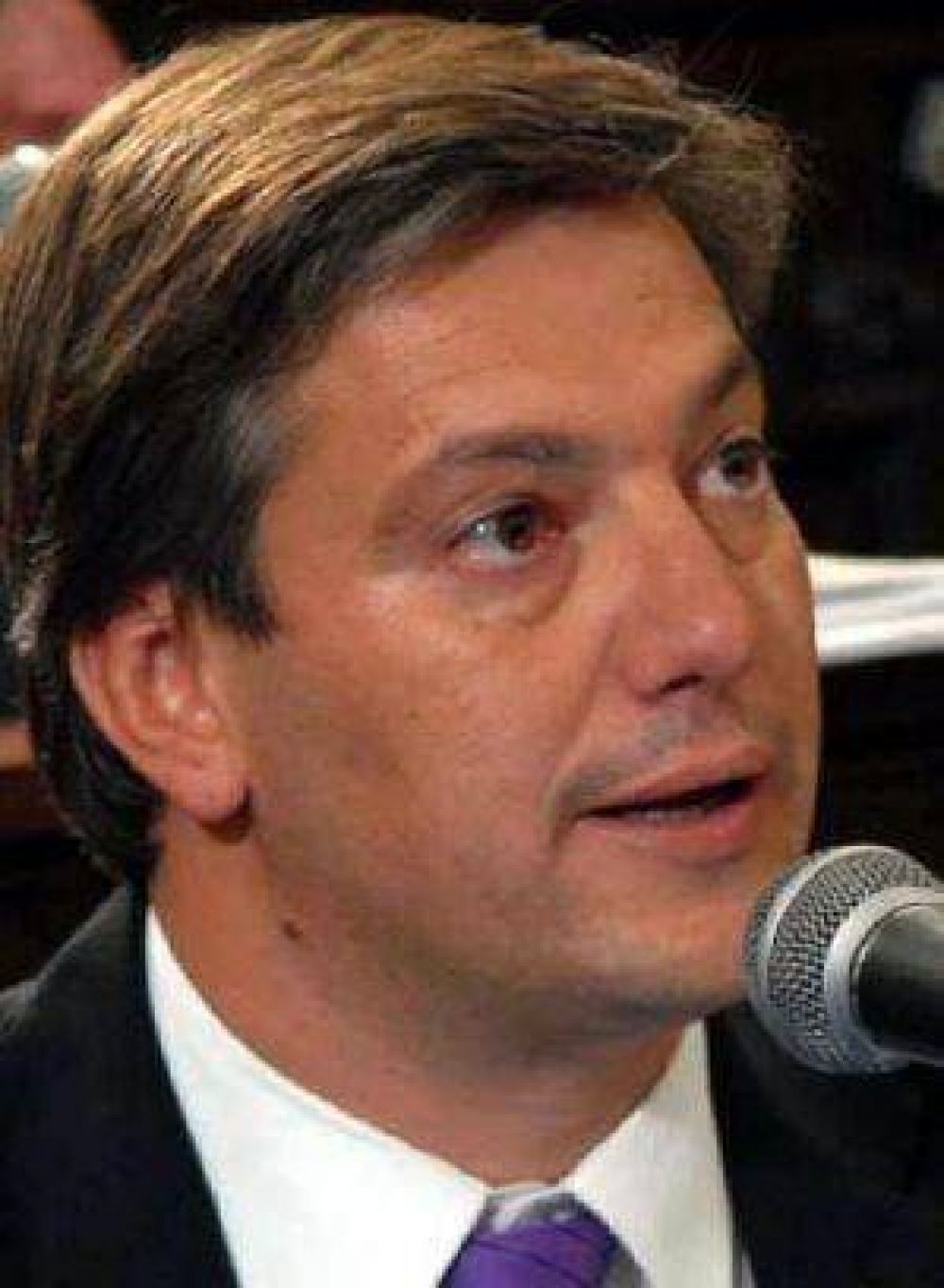 Molero confirm� su precandidatura a intendente