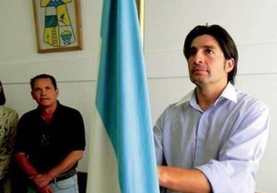 En Malarg�e eligieron al presidente del Concejo Deliberante tirando la moneda a cara o ceca