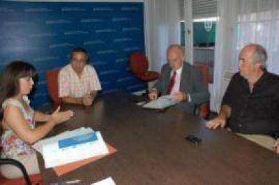 Trenque Lauquen: Feito gestion� aportes de Naci�n para el Sector Industrial Planificado