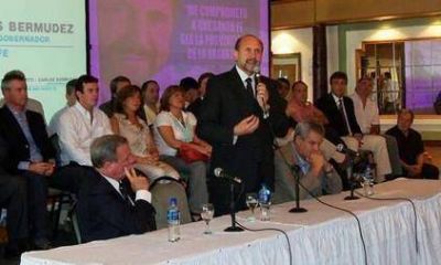 Perotti present� su lista: "Santa Fe necesita m�s trabajo y menos palabras"