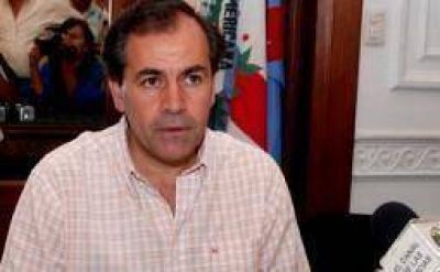 Otro papel�n de Gustavo Minuzzi y los concejales de Arauco