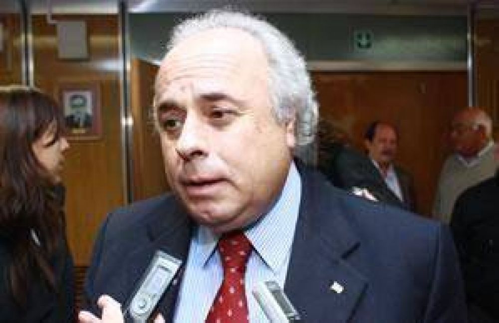 Capital: Marcelo Lima no descarta su reelecci�n 