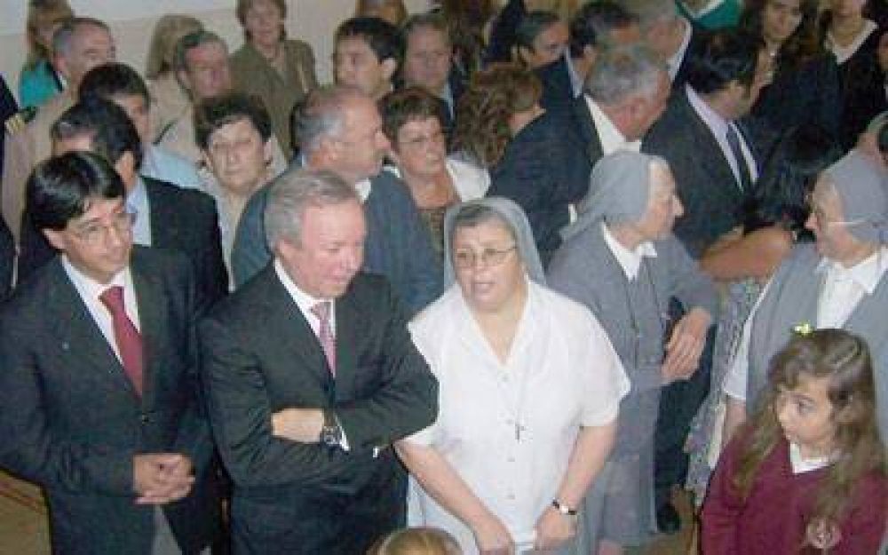 Peralta presidi� inauguraci�n de obras de ampliaci�n en el IMA de Puerto Deseado