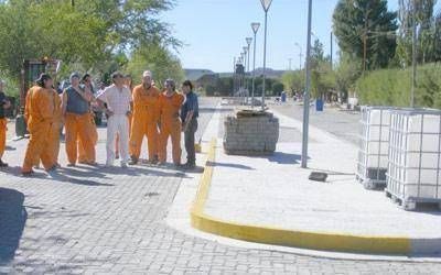 Ca�ad�n Seco ya tiene su primera avenida con pavimento intertrabado