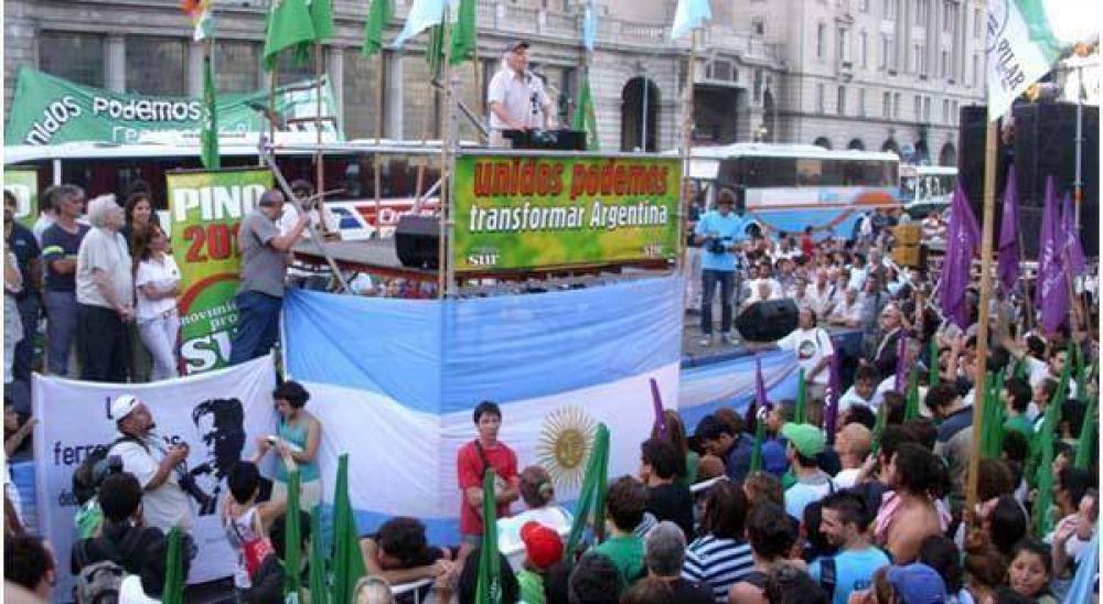 Mercedinos con Solanas en el acto de Retiro 