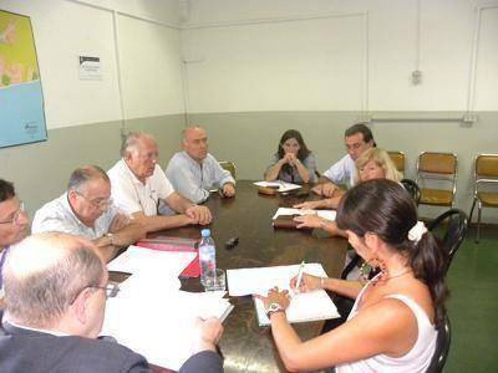 La Comisi�n de Educaci�n plante� varios problemas