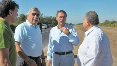 C�rdoba financiar� obras viales y de saneamiento con cr�ditos del BID y BM