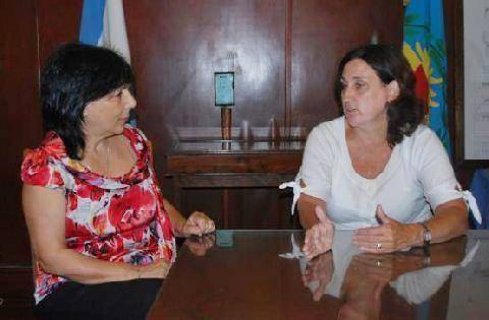 Graciela Rosso se reuni� con la c�nsul general de Uruguay