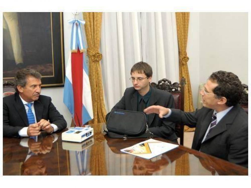 Har�n electrocardiogramas en toda la provincia controlados por celular