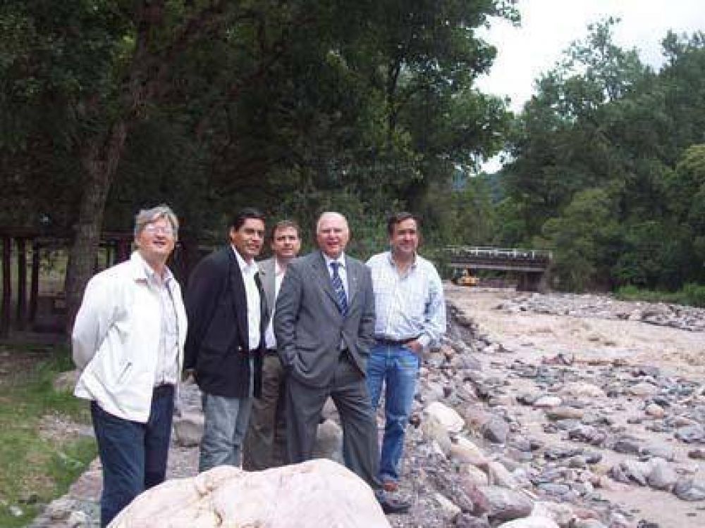 Legisladores corroboraron estado de obras en Yala 