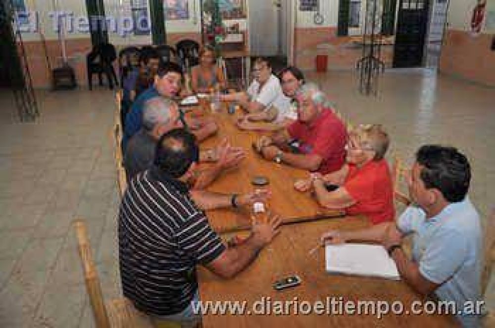 La pavimentaci�n fue la tem�tica que prim� en la �ltima reuni�n del Plenario de Comisiones Vecinales