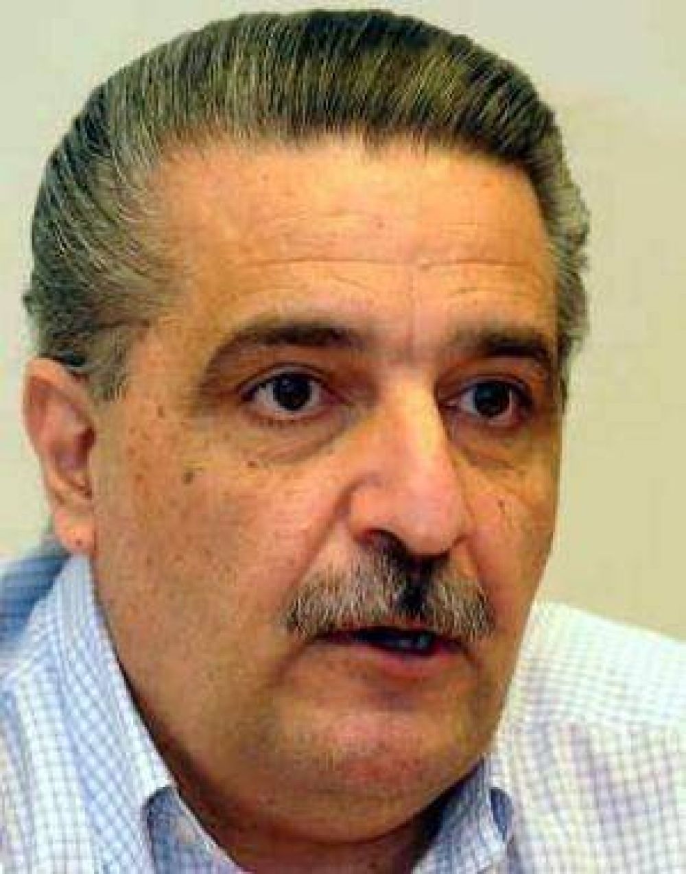 Sancho, candidato con un �gui�o� de Cristina en la interna del PJ