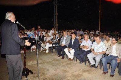 Nueva obra de iluminaci�n en Ruta 4 y equipamiento en el camping 