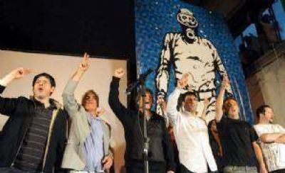 Crece el malestar en el kirchnerismo hist�rico por el avance de La C�mpora