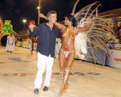 Salio y bail� con la pasista de Kamarr