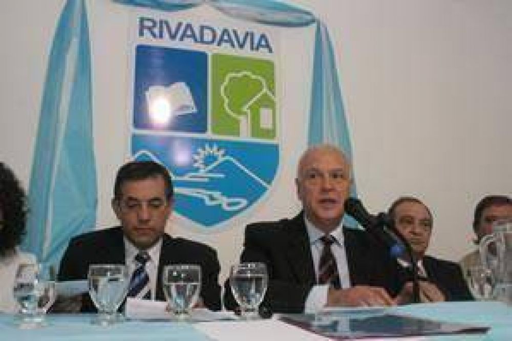 El�as �lvarez lanz� formalmente su reelecci�n en Rivadavia 