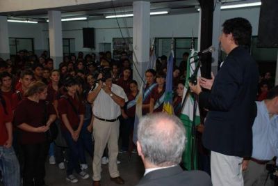 Posse inaugur� el ciclo lectivo secundario en el Nicol�s Cop�rnico