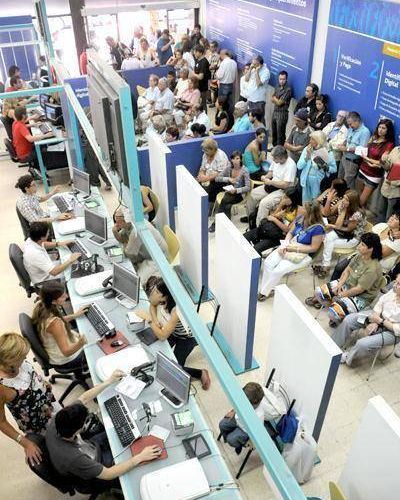 Unas 200 personas gestionaron ayer el pasaporte en Mar del Plata