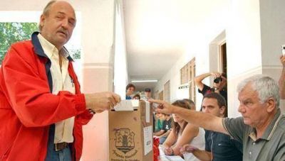 Carlos Paz: Felpeto convoc� a elecciones municipales para el domingo 26 de junio