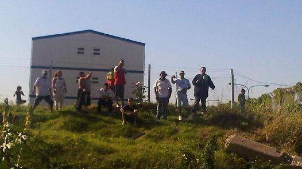 Inminente desalojo del complejo de viviendas ocupado en Parque Avellaneda