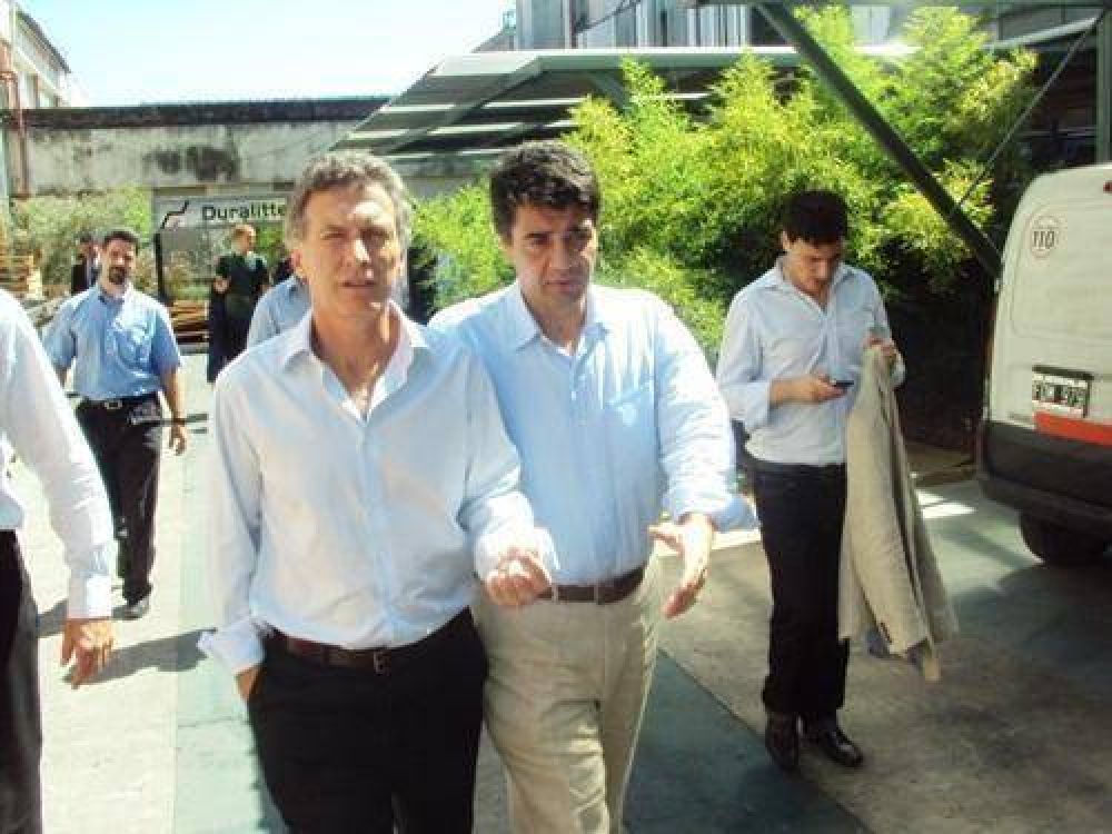 De muy mal humor, Mauricio Macri visit� una empresa en Vicente L�pez