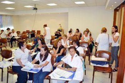 Profesionales de la salud se capacitaron en la operatoria del Programa Remediar