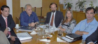 Regueiro se reuni� con Edesur el ENRE y el Ministerio de Planificaci�n 