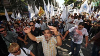 La suba a estatales cuesta $ 2.000 millones
