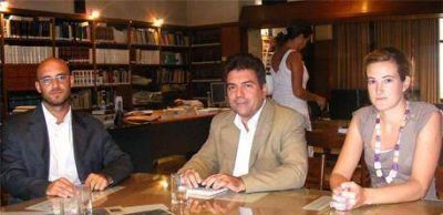 "La gran deficiencia que todav�a existe es el miedo a litigar y a la oralidad"