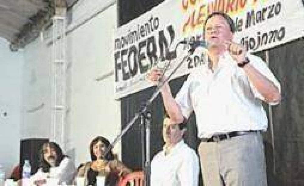 �ngel Maza busca reorganizar su partido de cara al 29 de mayo