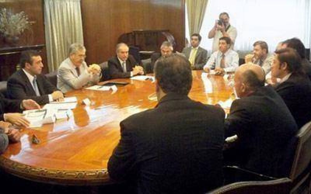 Cotillo valor� la reuni�n de intendentes de zona norte con el ministro De Vido