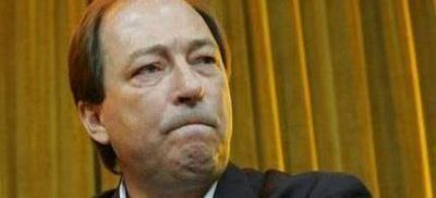 "Con f�rmulas tradicionales nos quedamos a mitad de camino"