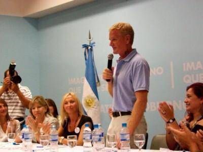Francisco De Narv�ez: "Mi compa�ero de f�rmula ser� cien por ciento peronista"