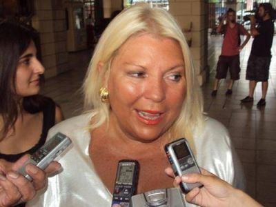 �Vicente L�pez necesita cambiar la moral" destac� Elisa "Lilita" Carri�