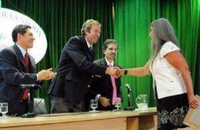 Cobos admiti� que podr�a bajarse