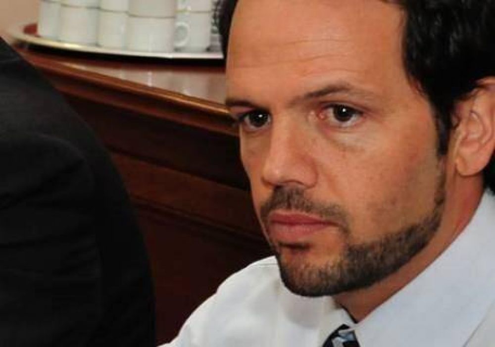 Racconto denunci� que el Gobierno le recorta fondos a Senadores por motivos pol�ticos