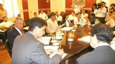 Los gremios de la salud calificaron de �insuficiente� la propuesta del Gobierno
