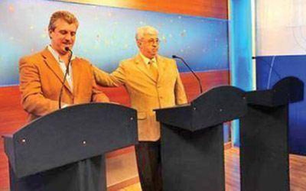 Eliceche y Peralta debatieron en Trelew y Buzzi falt� de nuevo