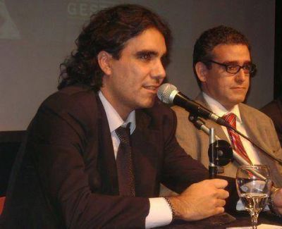 Cervantes: �Lo invito al Intendente a que caminemos juntos el Barrio Libertador�