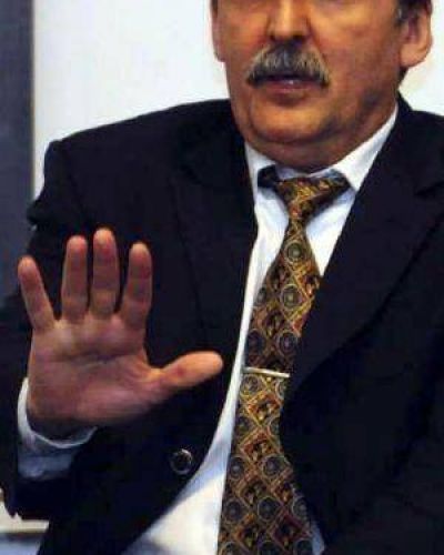 "Ni borracho" Moreno autoriza subas en el precio de la yerba