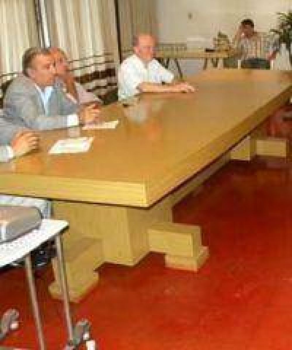 Primera reuni�n para gestionar la creaci�n del Juzgado Federal