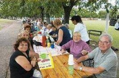 SAN MARTIN - HASTA EL PR�XIMO 23 DE MARZO CONTIN�A ABIERTA LA COLONIA DE TERCERA EDAD