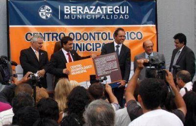 Scioli y otro mensaje de amor y paz a la Rosada