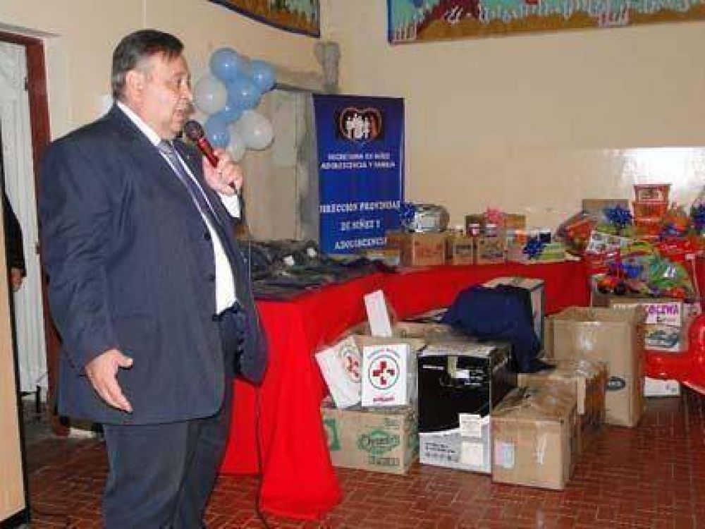 Equipan y acondicionan distintos Centros de Desarrollo Infantil 