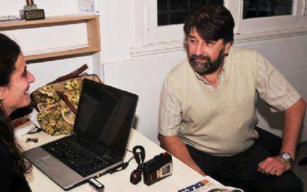 Mayo: �Si no hay soluci�n, en Semana Santa, tomamos el Casino�