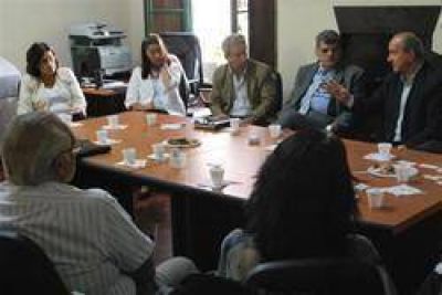 SE REALIZ� UNA JORNADA DE TRABAJO POR EL POLO TECNOALIMENTARIO 