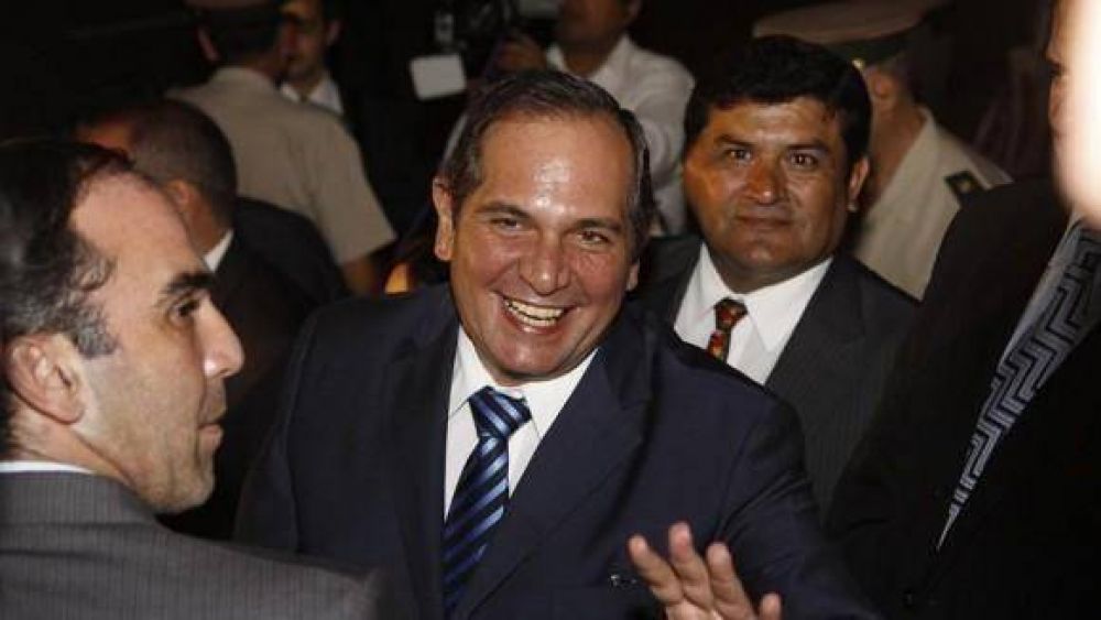 Los estatales cobrar�n un anticipo de 250 pesos