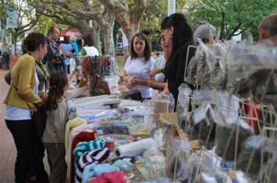 LUJAN - SE REALIZ� LA PRIMERA FERIA DEL A�O DEL CONSEJO DE DISCAPACIDAD