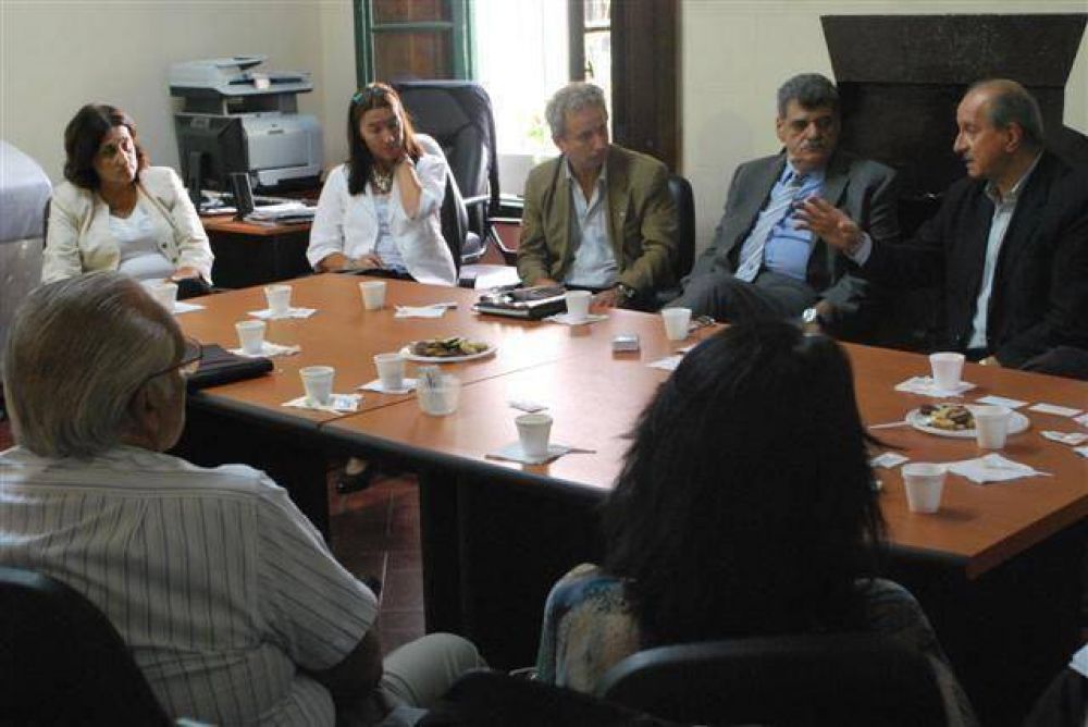 LUJAN - SE REALIZ� UNA JORNADA DE TRABAJO POR EL POLO TECNOALIMENTARIO Y DEL SOFTWARE