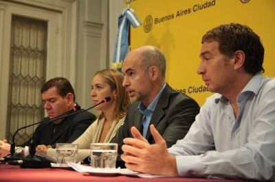 Nuevo cruce de Garr� y el gobierno de Macri por el Indoamericano